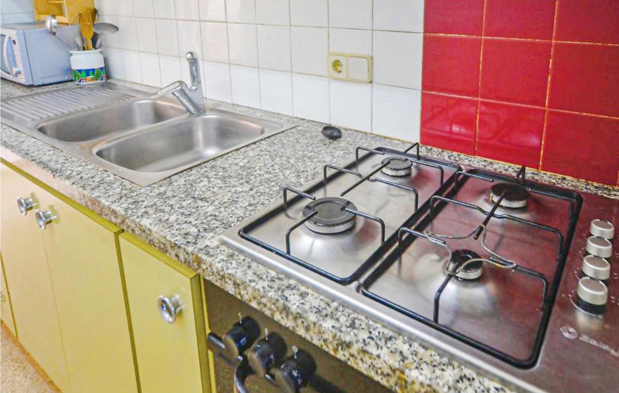 Awesome Apartment In Santa Susanna With Kitchen Esterno foto